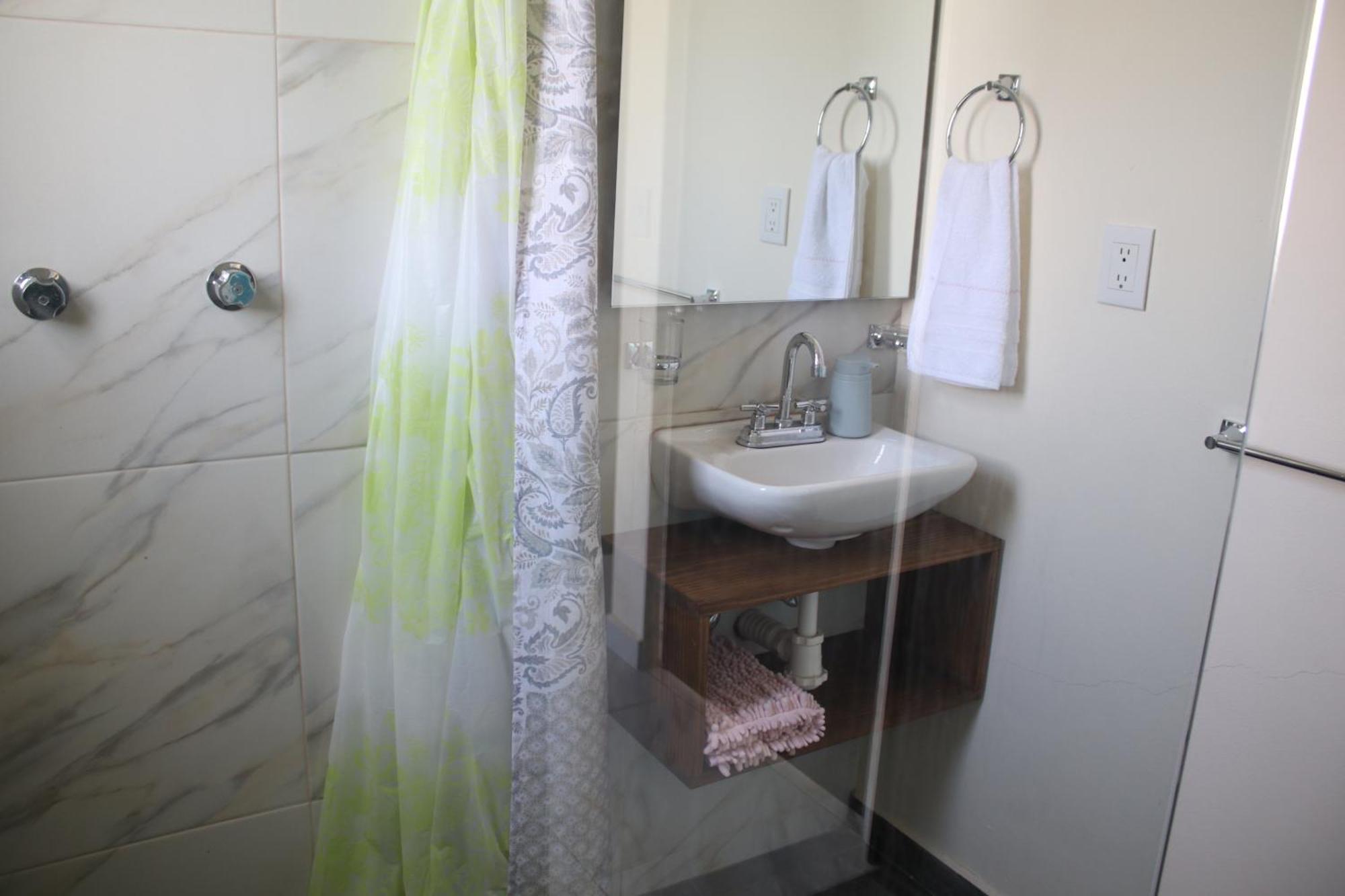 Comoda Y Acogedora Casa Cerca De Av Torreon Nuevo * Morelia
